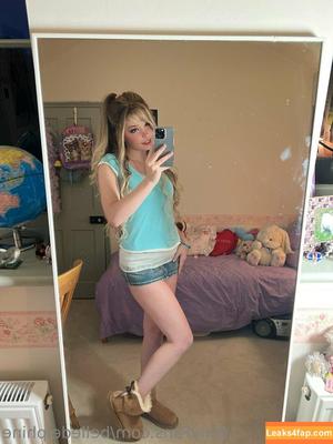 Belle Delphine photo #4166