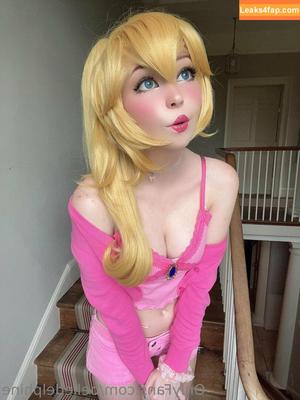 Belle Delphine photo #5585