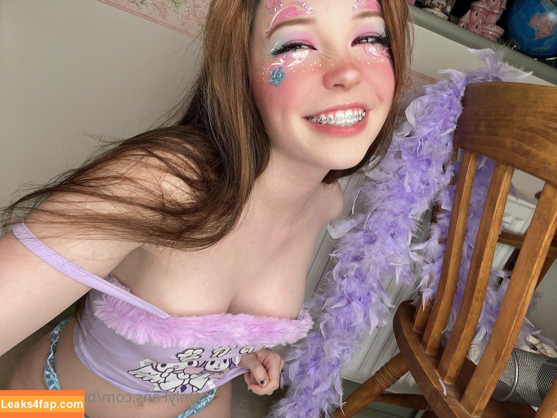 Belle Delphine / Socials / belledelphine / https: / missingmiley leaked photo photo #6241