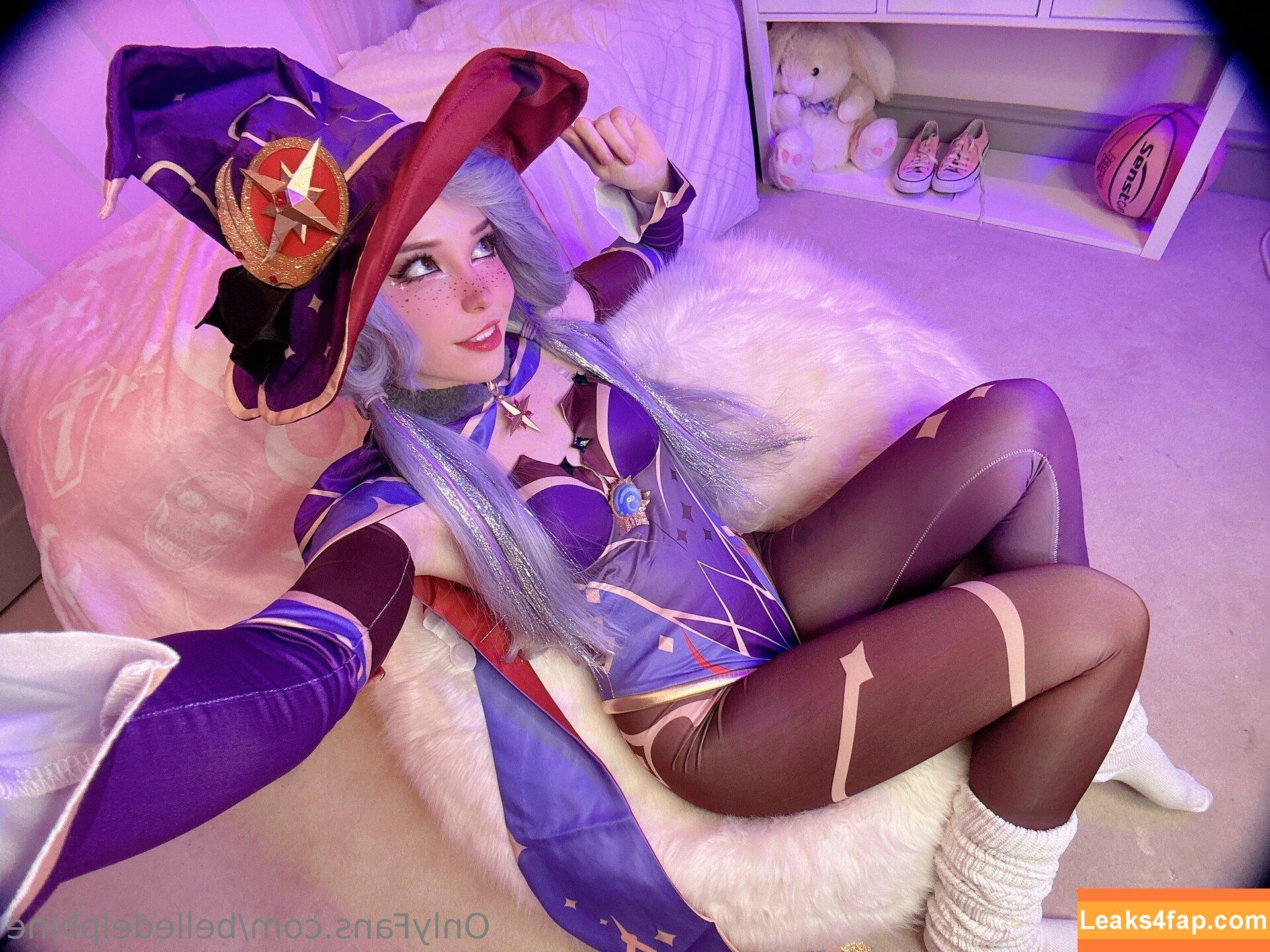 Belle Delphine / Socials / belledelphine / https: / missingmiley слитое фото фото #6447
