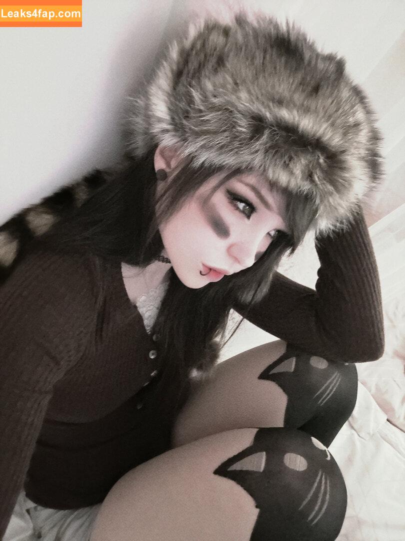 Belle Delphine / Socials / belledelphine / https: / missingmiley слитое фото фото #6868