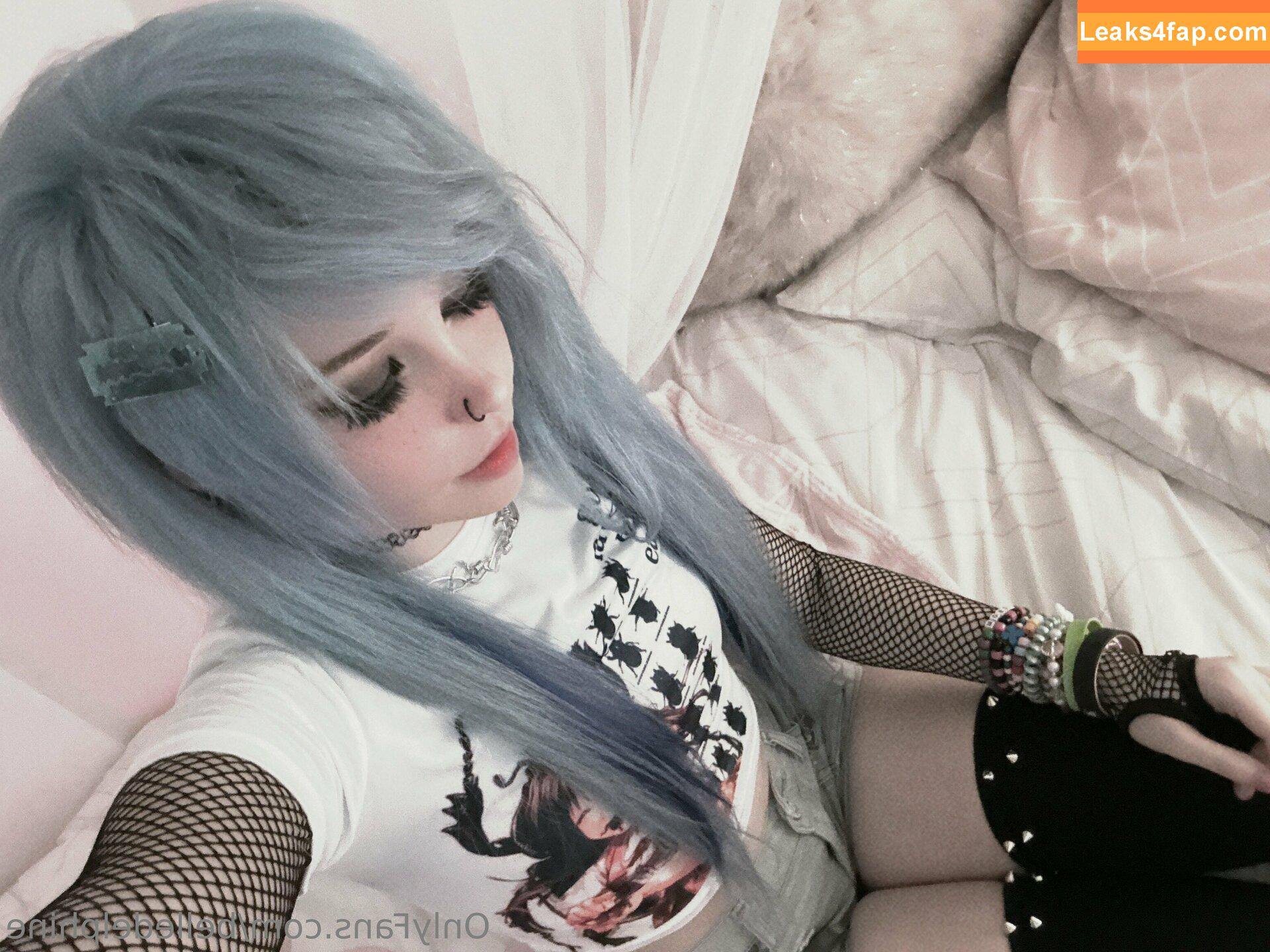 Belle Delphine / Socials / belledelphine / https: / missingmiley слитое фото фото #6943