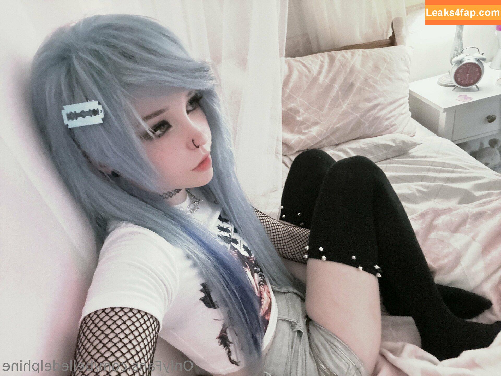 Belle Delphine / Socials / belledelphine / https: / missingmiley слитое фото фото #6949