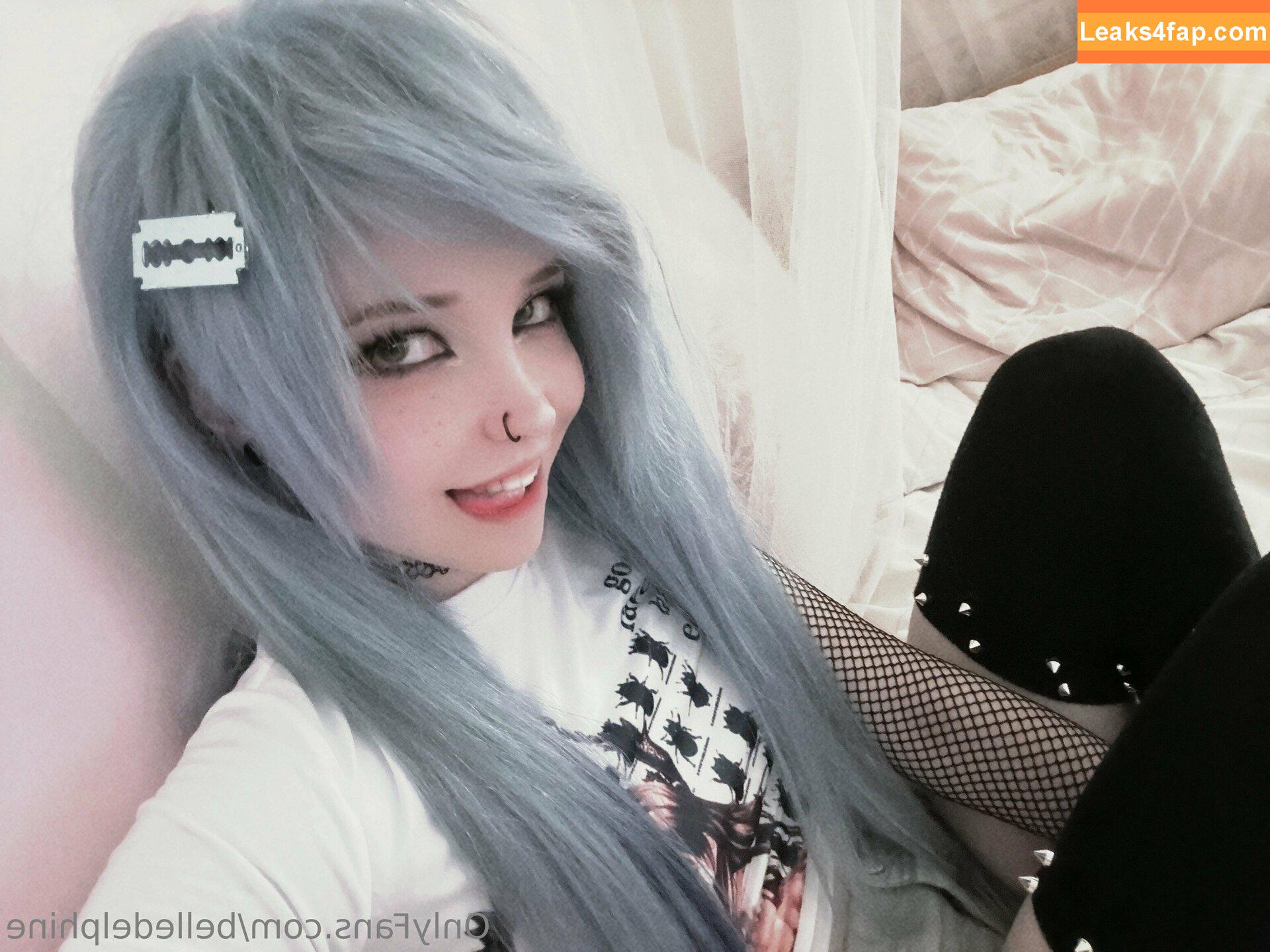 Belle Delphine / Socials / belledelphine / https: / missingmiley слитое фото фото #6955