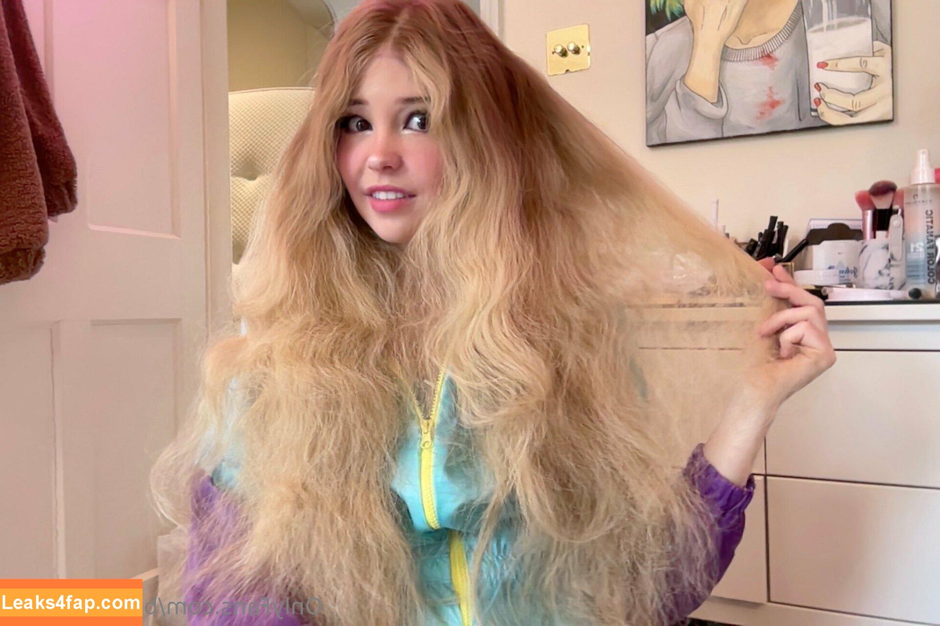 Belle Delphine / Socials / belledelphine / https: / missingmiley слитое фото фото #6984