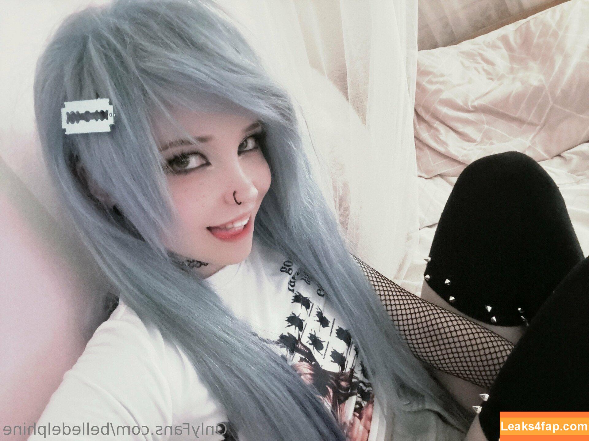 Belle Delphine / Socials / belledelphine / https: / missingmiley слитое фото фото #7326