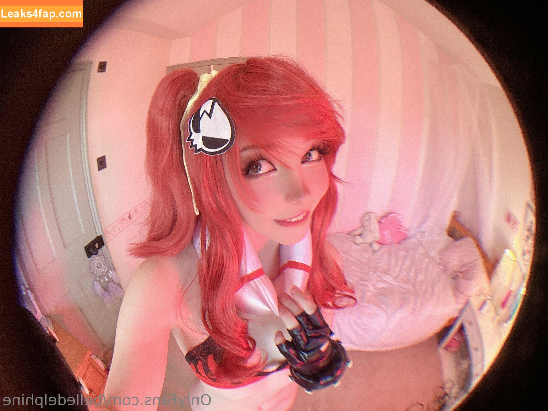 Belle Delphine / Socials / belledelphine / https: / missingmiley слитое фото фото #7759