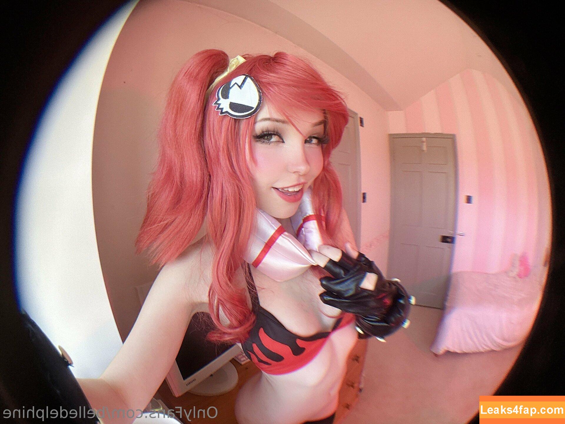 Belle Delphine / Socials / belledelphine / https: / missingmiley слитое фото фото #7769