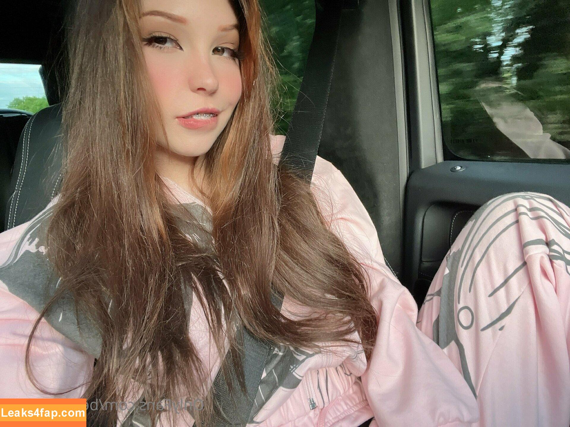 Belle Delphine / Socials / belledelphine / https: / missingmiley слитое фото фото #7928