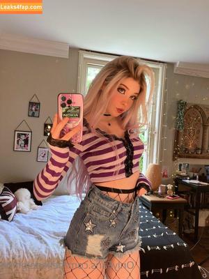 Belle Delphine фото #7045