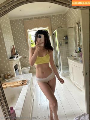 Belle Delphine фото #7985