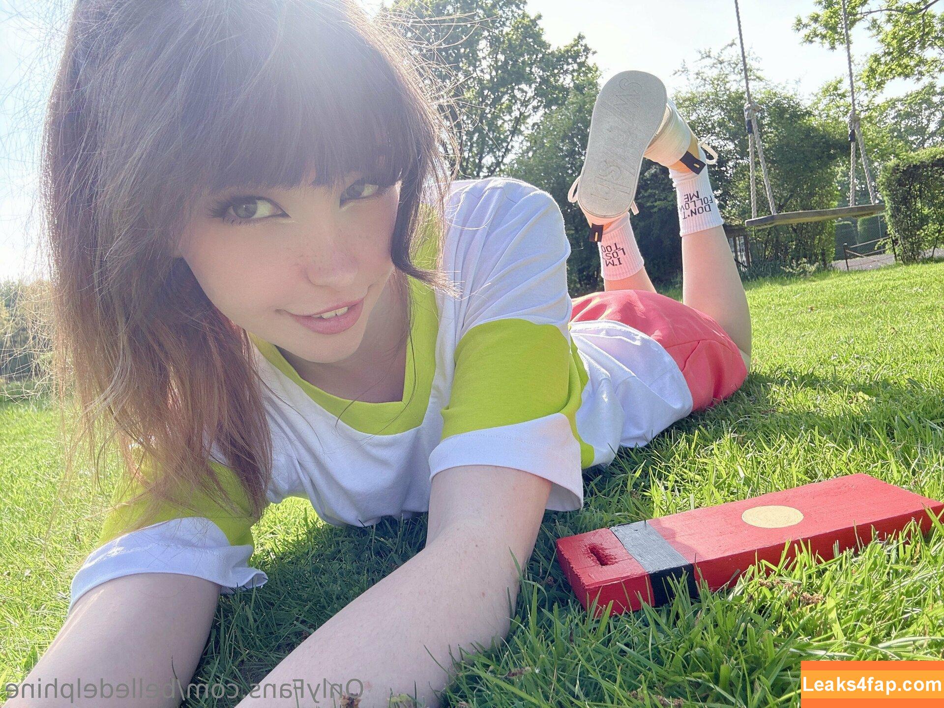 Belle Delphine / Socials / belledelphine / https: / missingmiley слитое фото фото #8021