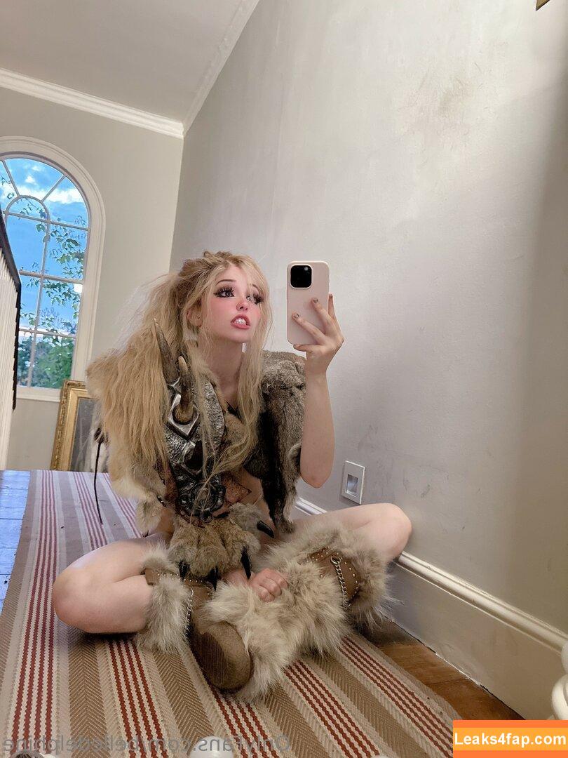 Belle Delphine / Socials / belledelphine / https: / missingmiley слитое фото фото #8180