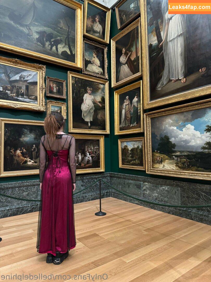 Belle Delphine / Socials / belledelphine / https: / missingmiley слитое фото фото #8391