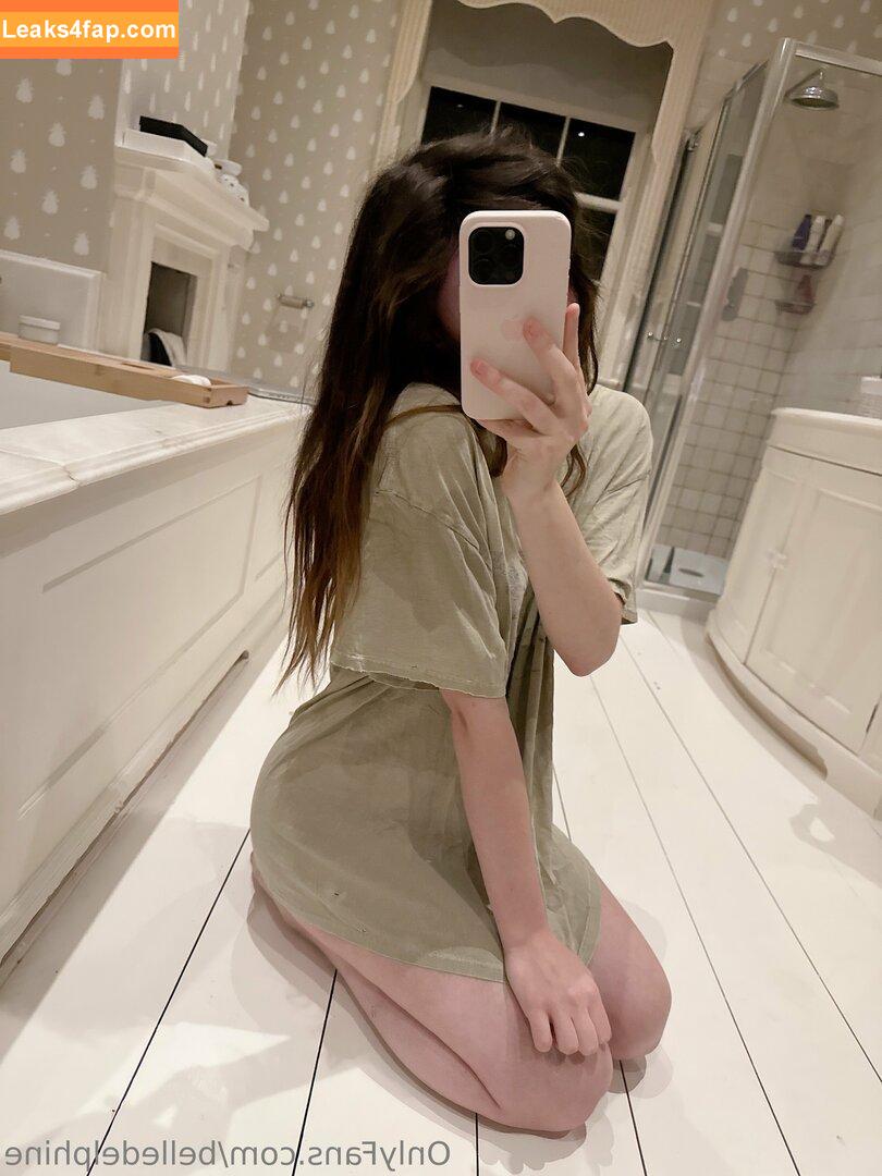 Belle Delphine / Socials / belledelphine / https: / missingmiley слитое фото фото #8459