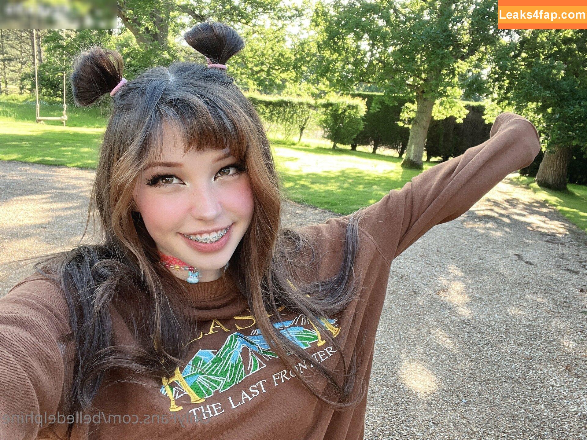 Belle Delphine / Socials / belledelphine / https: / missingmiley слитое фото фото #8543