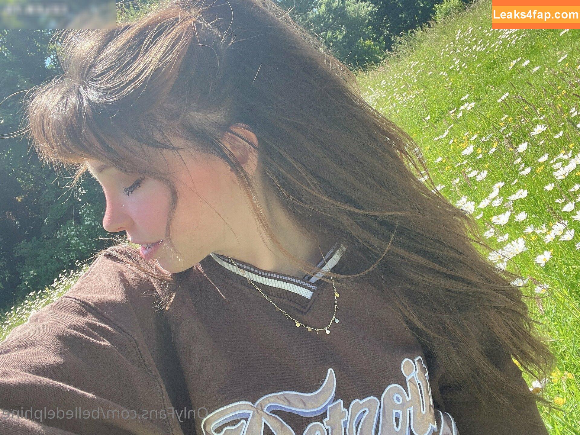 Belle Delphine / Socials / belledelphine / https: / missingmiley слитое фото фото #8567