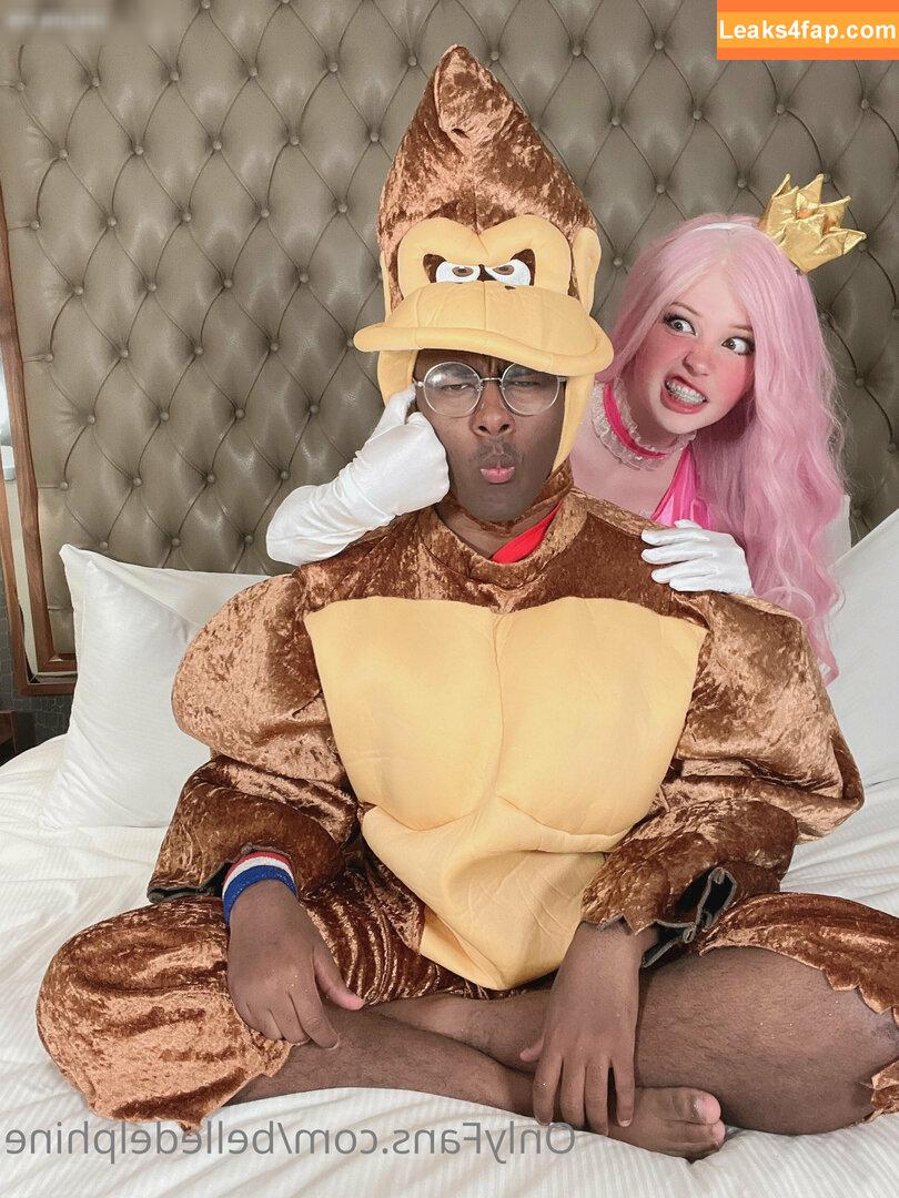 Belle Delphine / Socials / belledelphine / https: / missingmiley слитое фото фото #8584