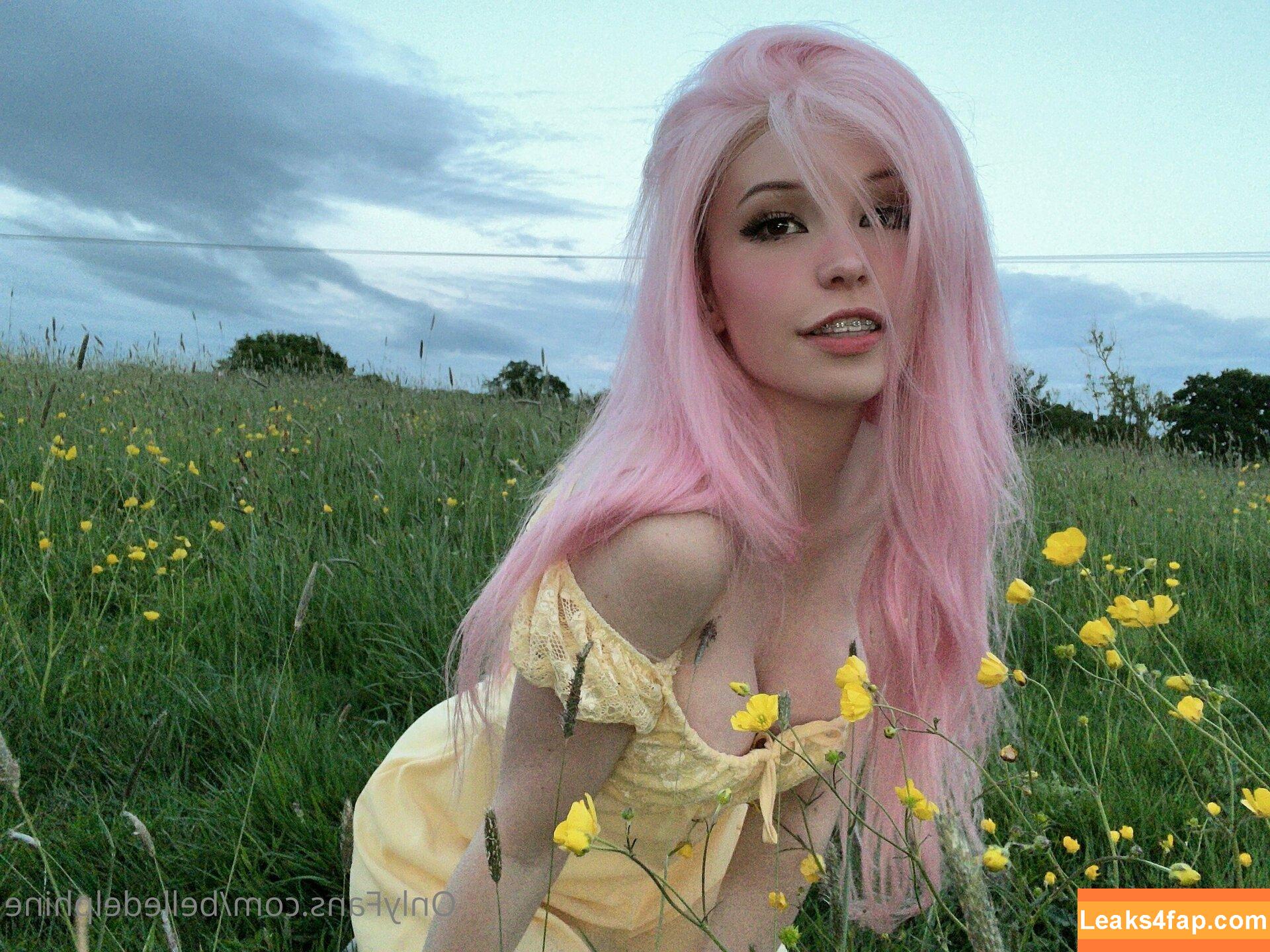 Belle Delphine / Socials / belle.delphine / belledelphine / bunnydelphine слитое фото фото #8716