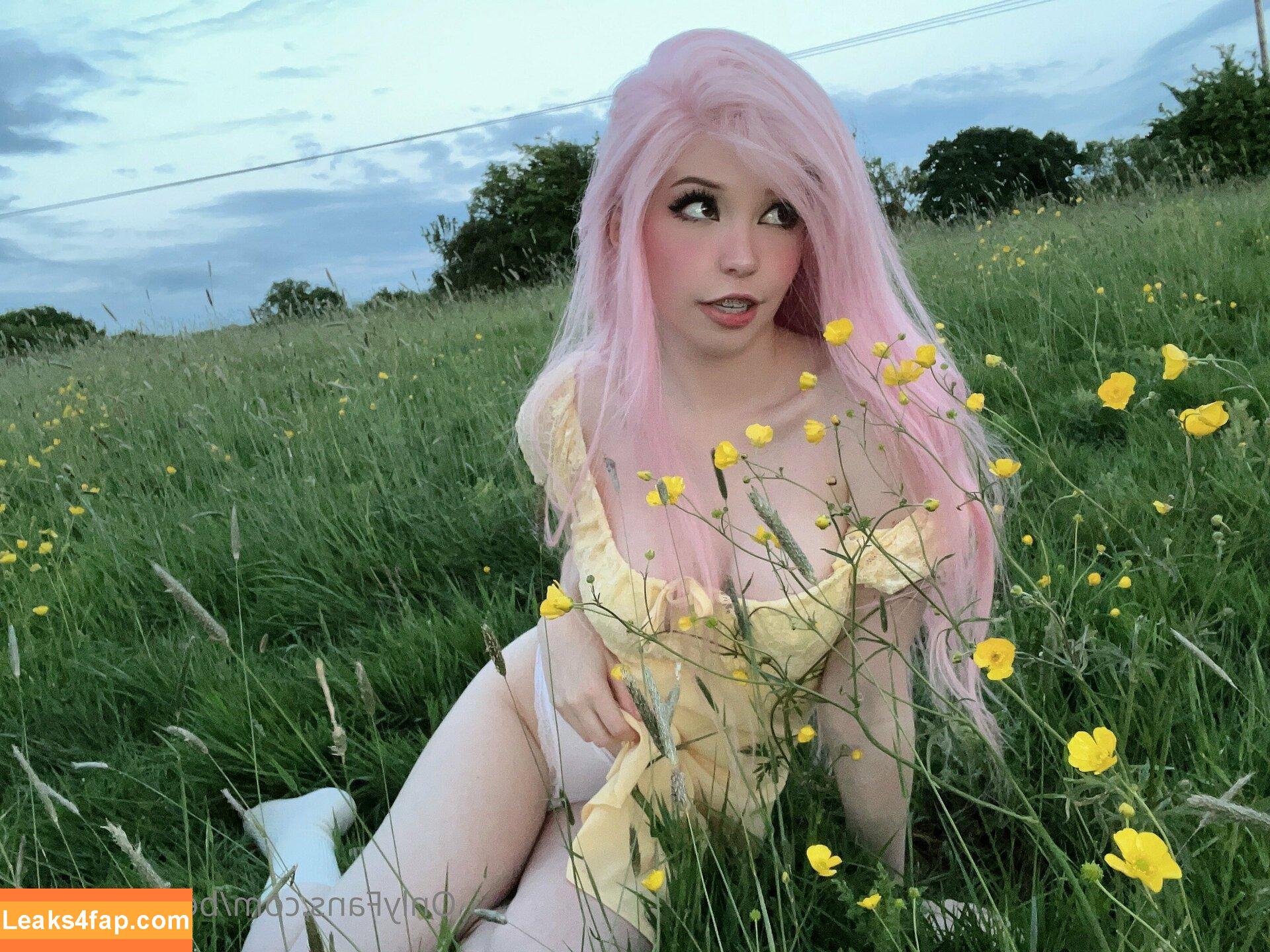 Belle Delphine / Socials / belle.delphine / belledelphine / bunnydelphine слитое фото фото #8720