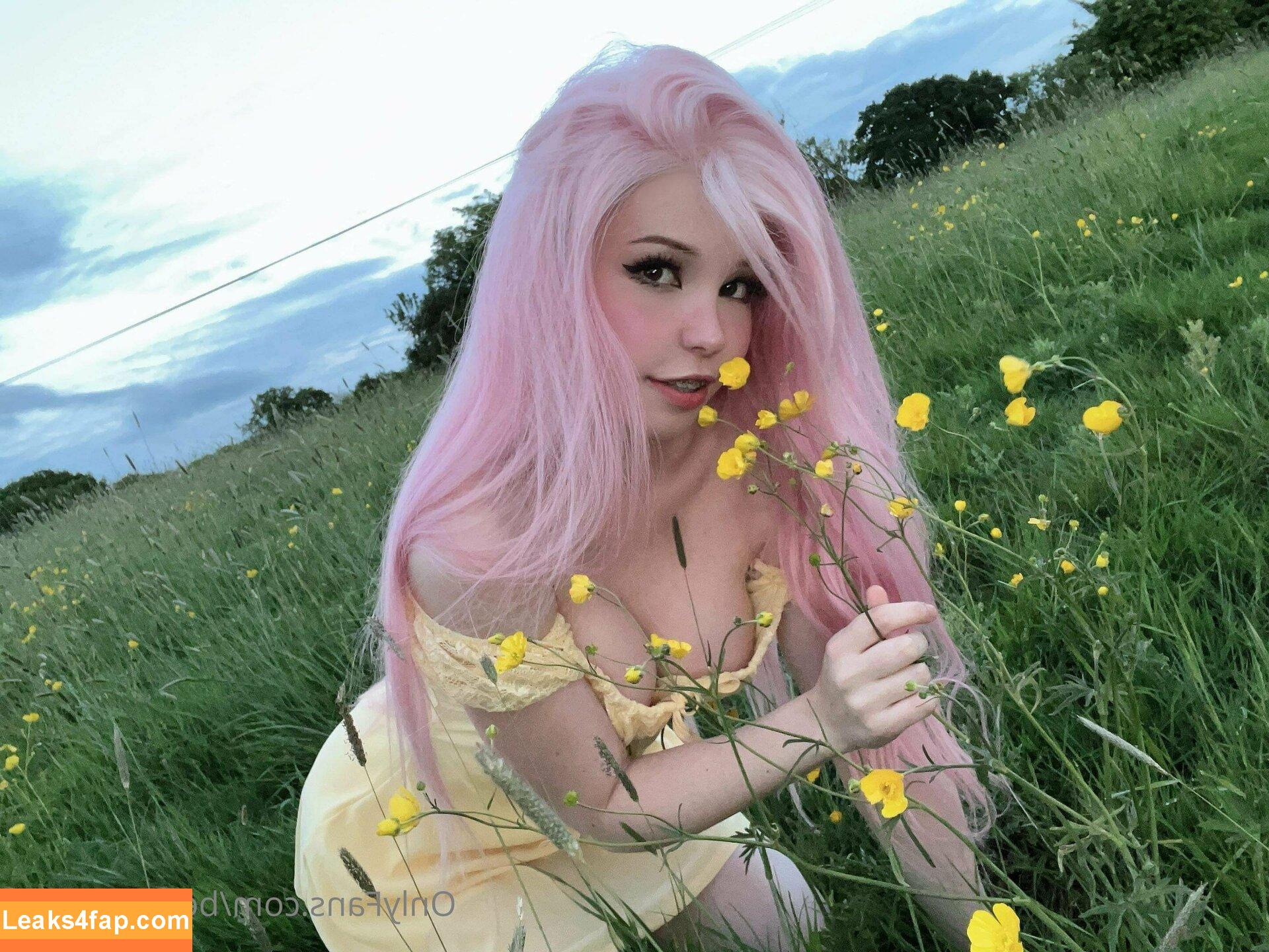 Belle Delphine / Socials / belle.delphine / belledelphine / bunnydelphine слитое фото фото #8721