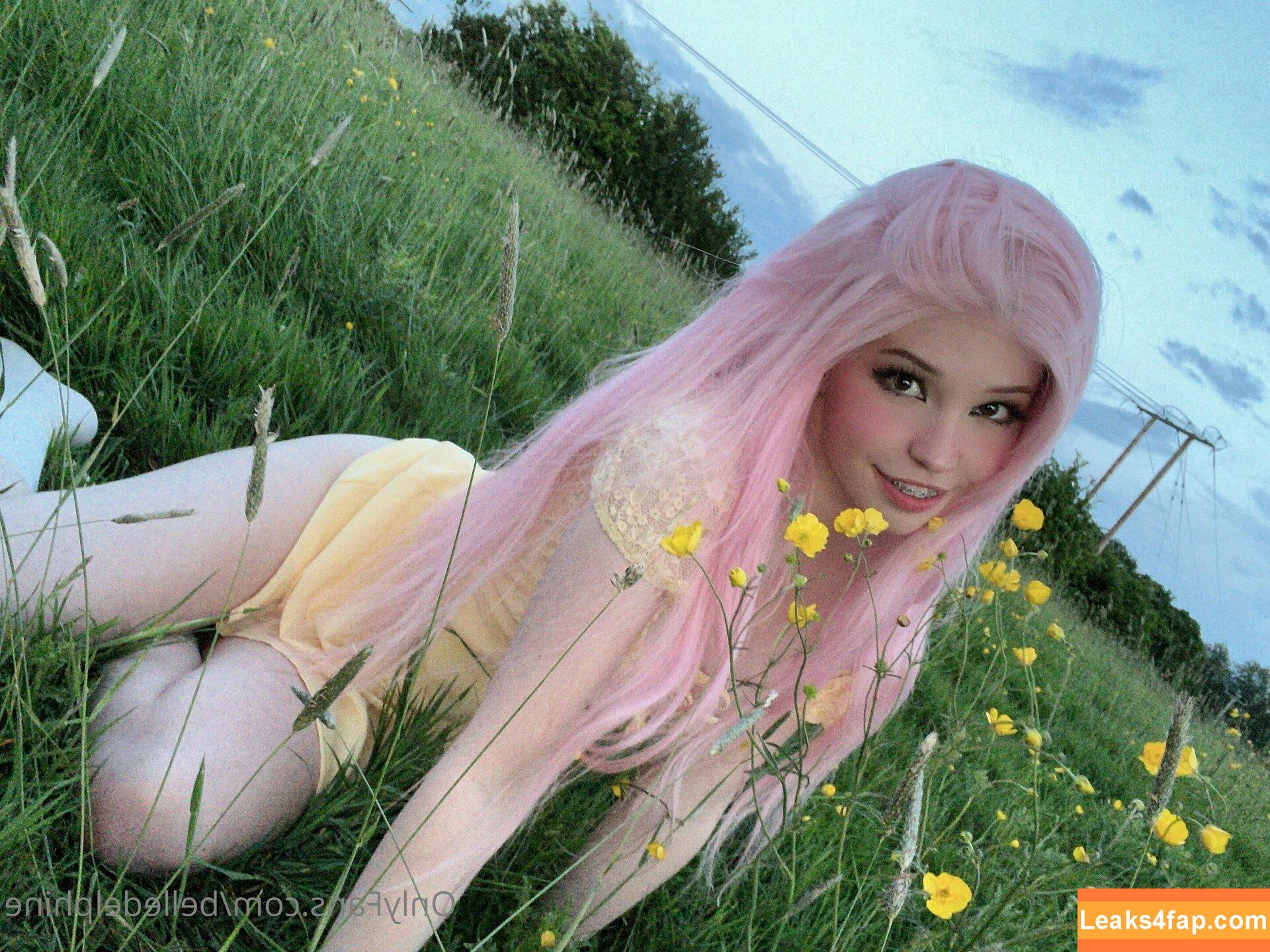 Belle Delphine / Socials / belle.delphine / belledelphine / bunnydelphine слитое фото фото #8725