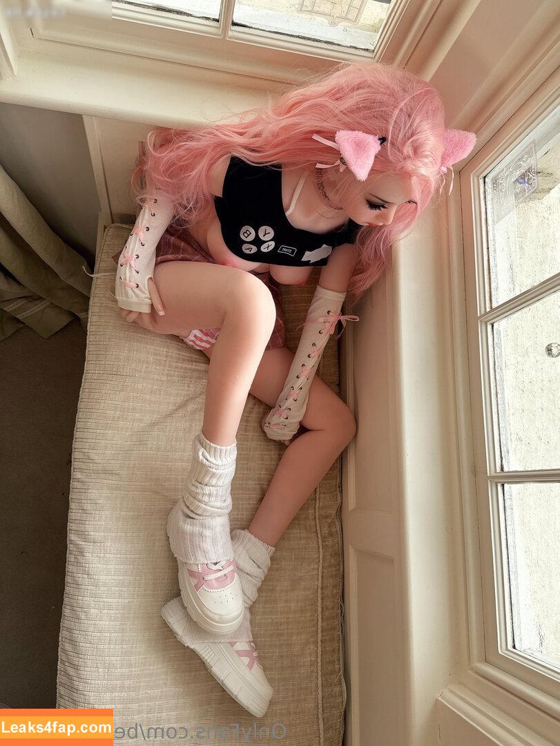 Belle Delphine / Socials / belle.delphine / belledelphine / bunnydelphine слитое фото фото #8850