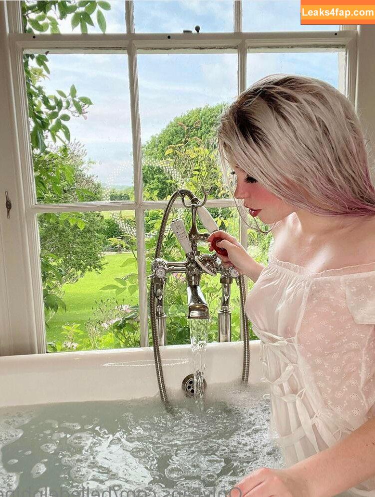 Belle Delphine / Socials / belle.delphine / belledelphine / bunnydelphine слитое фото фото #8948