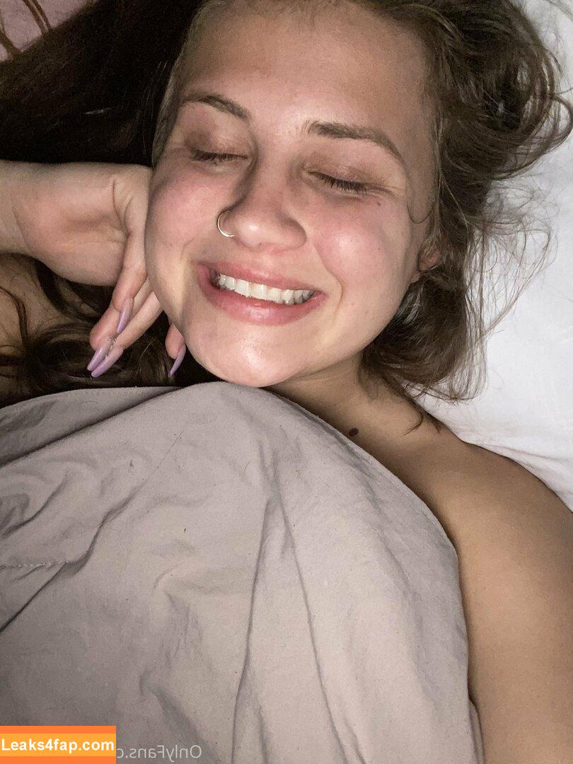 bellecreed / only_belle_creed слитое фото фото #0174