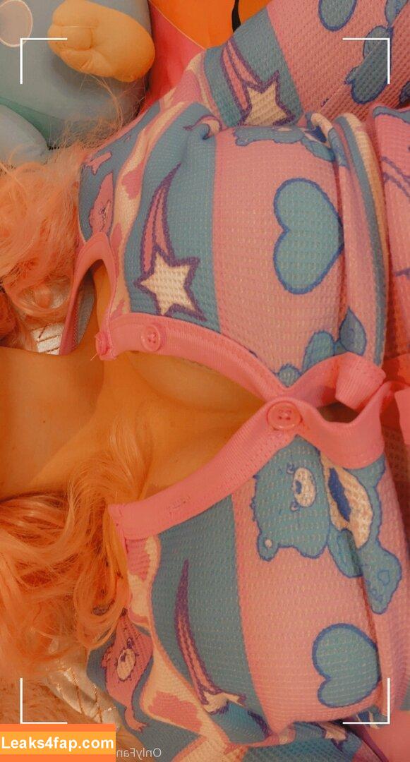 belledelphine / belle.delphine leaked photo photo #0205