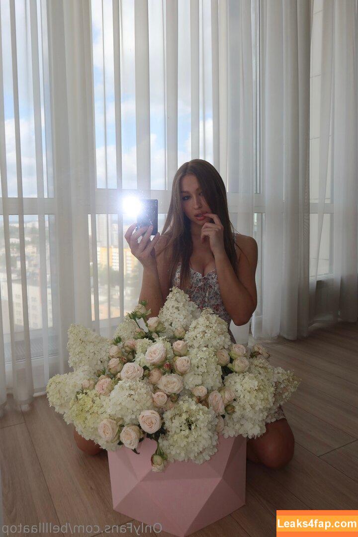 bellllaatop / bellagraceweems leaked photo photo #0171