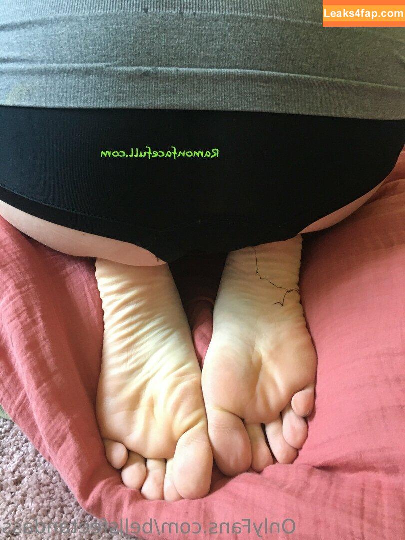 bellsfeetandass /  leaked photo photo #0008