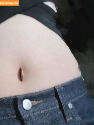 Belly Button photo #0078