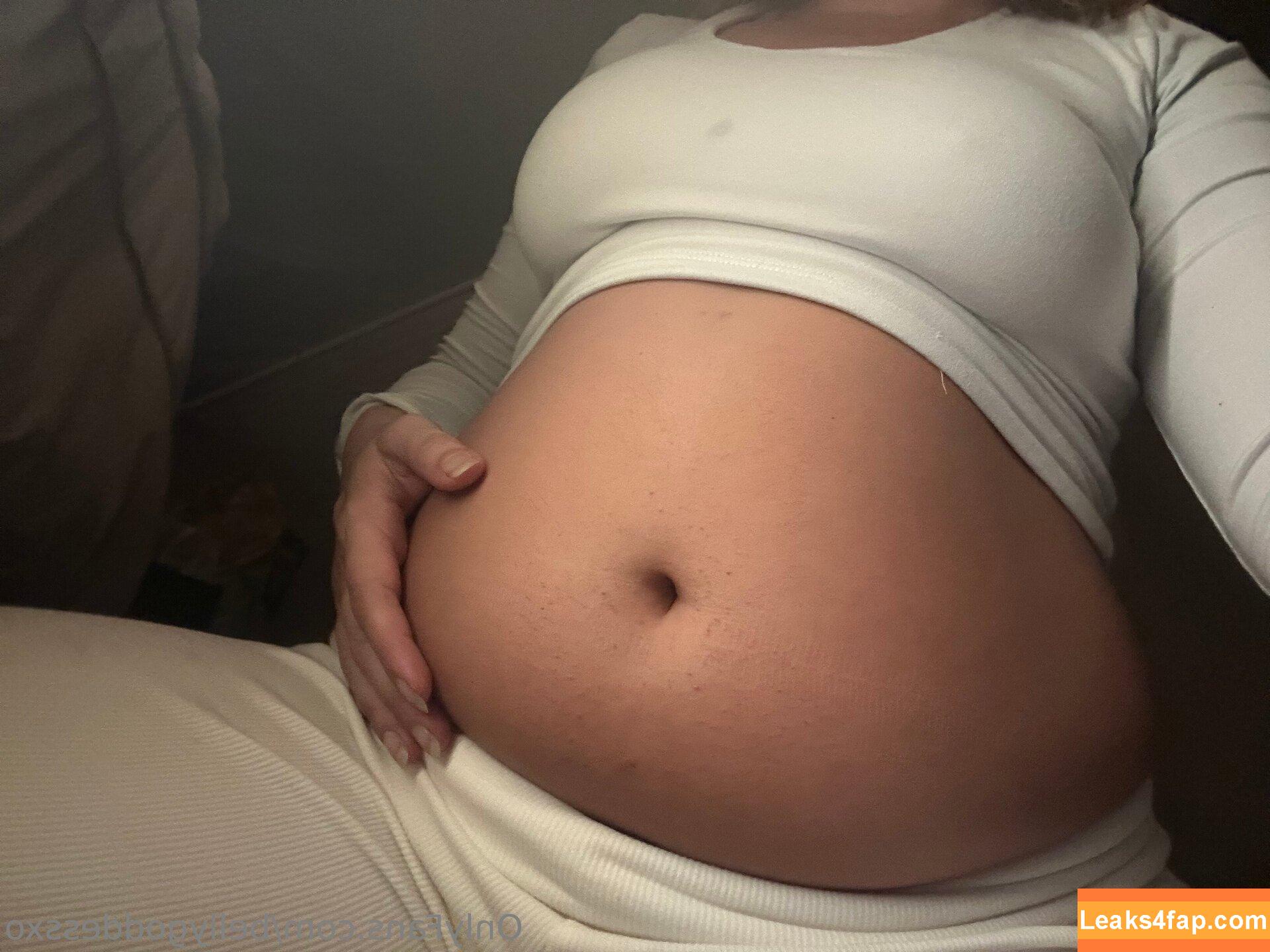 bellygoddessxo / blonde_goddessxo leaked photo photo #0001