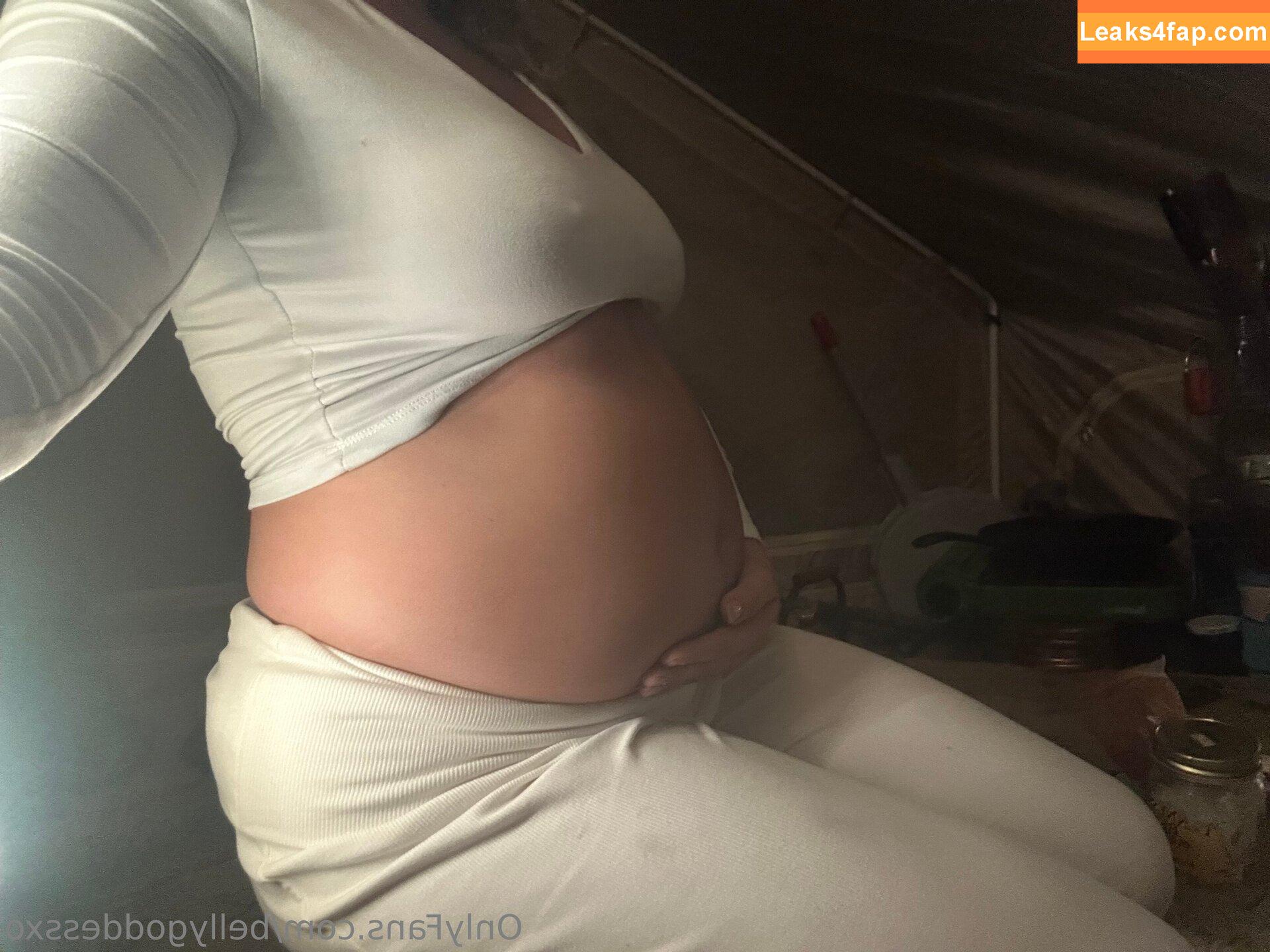 bellygoddessxo / blonde_goddessxo leaked photo photo #0003