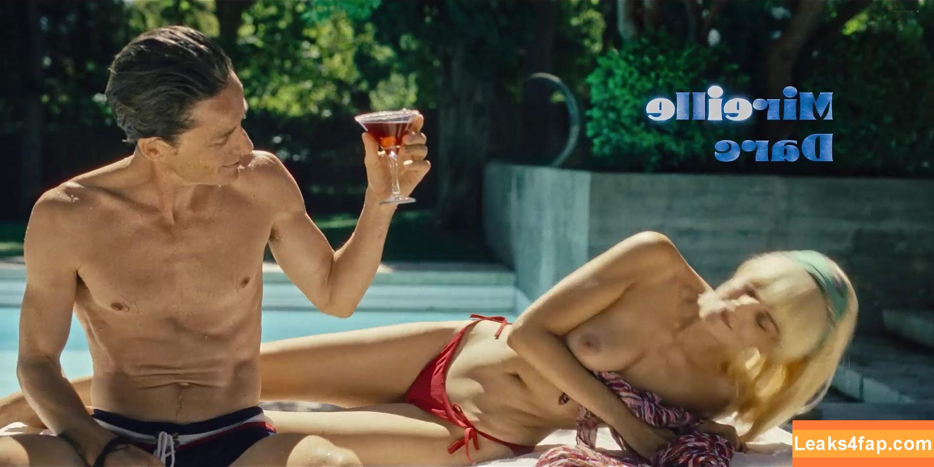 Belén Alvarado /  leaked photo photo #0013