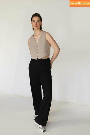 Benthe Ten Broek photo #0053