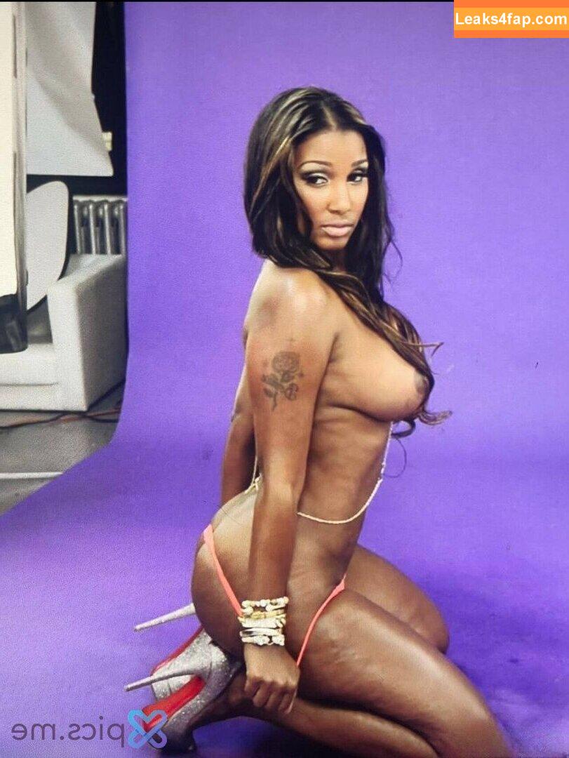 Bernice Burgos / realberniceburgos leaked photo photo #0243