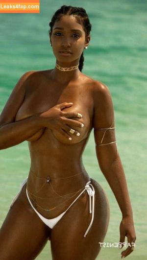 Bernice Burgos photo #0111