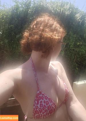 Berry_Trish photo #0054