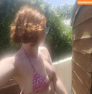 Berry_Trish photo #0063