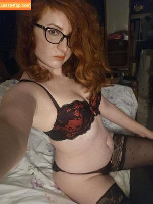 Berry_Trish photo #0087