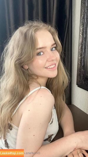 berrymila photo #0045