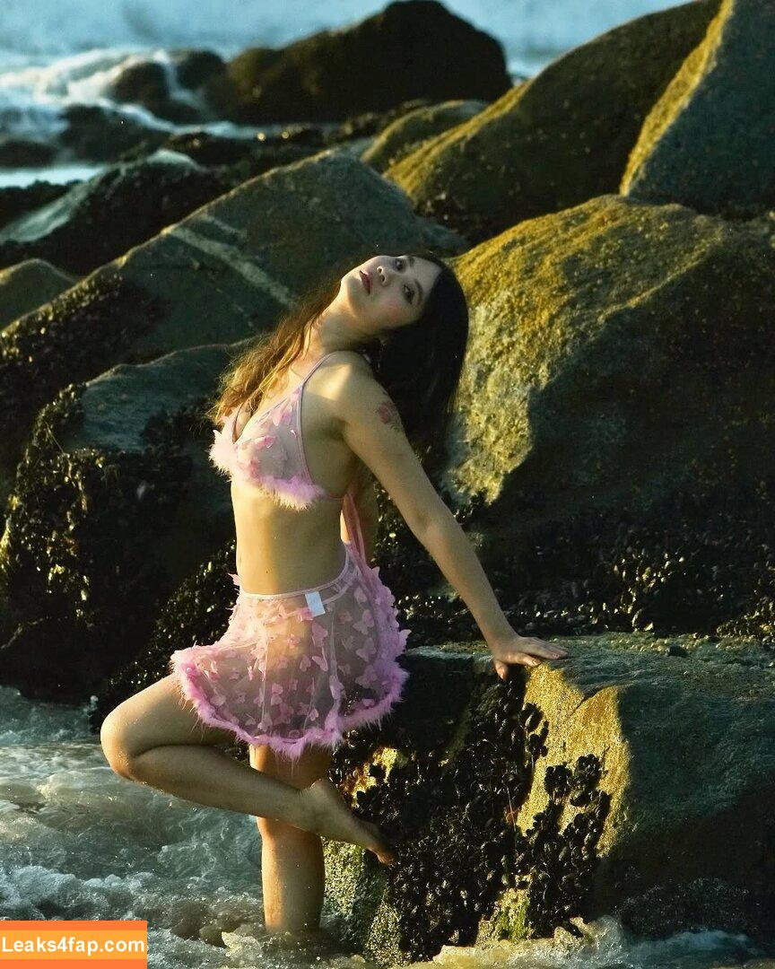Bessy Q / Aquentine / Final Girlz / Justa Queen / Quynh Văn / _bessy.q_ слитое фото фото #0022