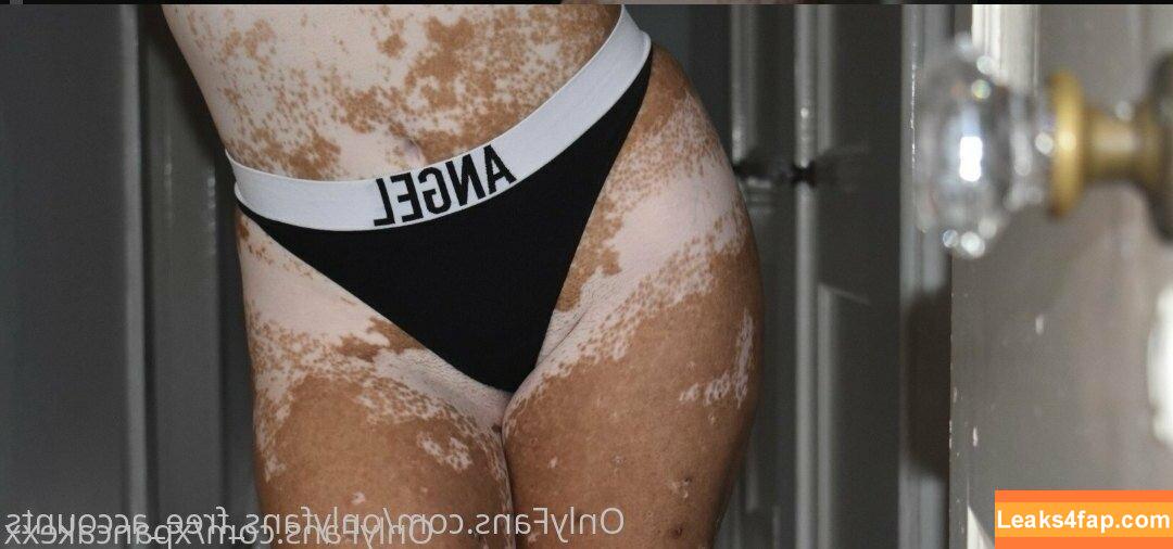best_of_free_accounts / best_free_shot leaked photo photo #0009