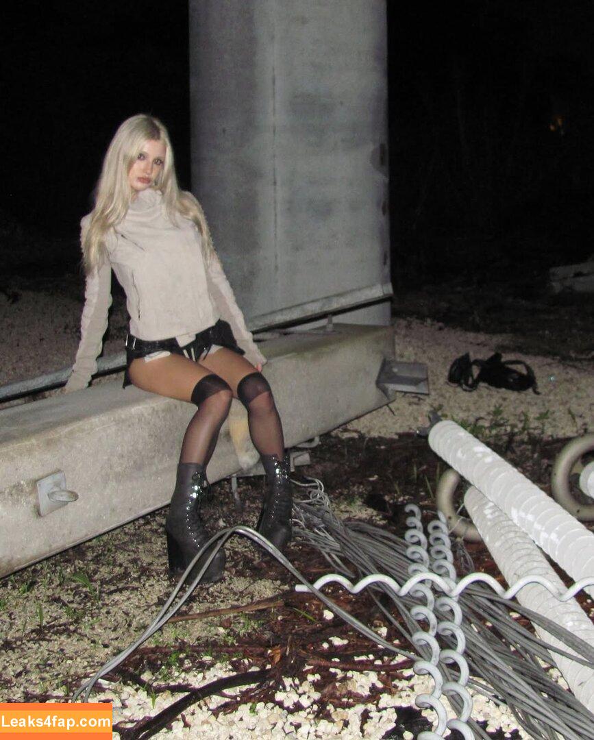 BestBlondiiecb / bestblondiie leaked photo photo #0182