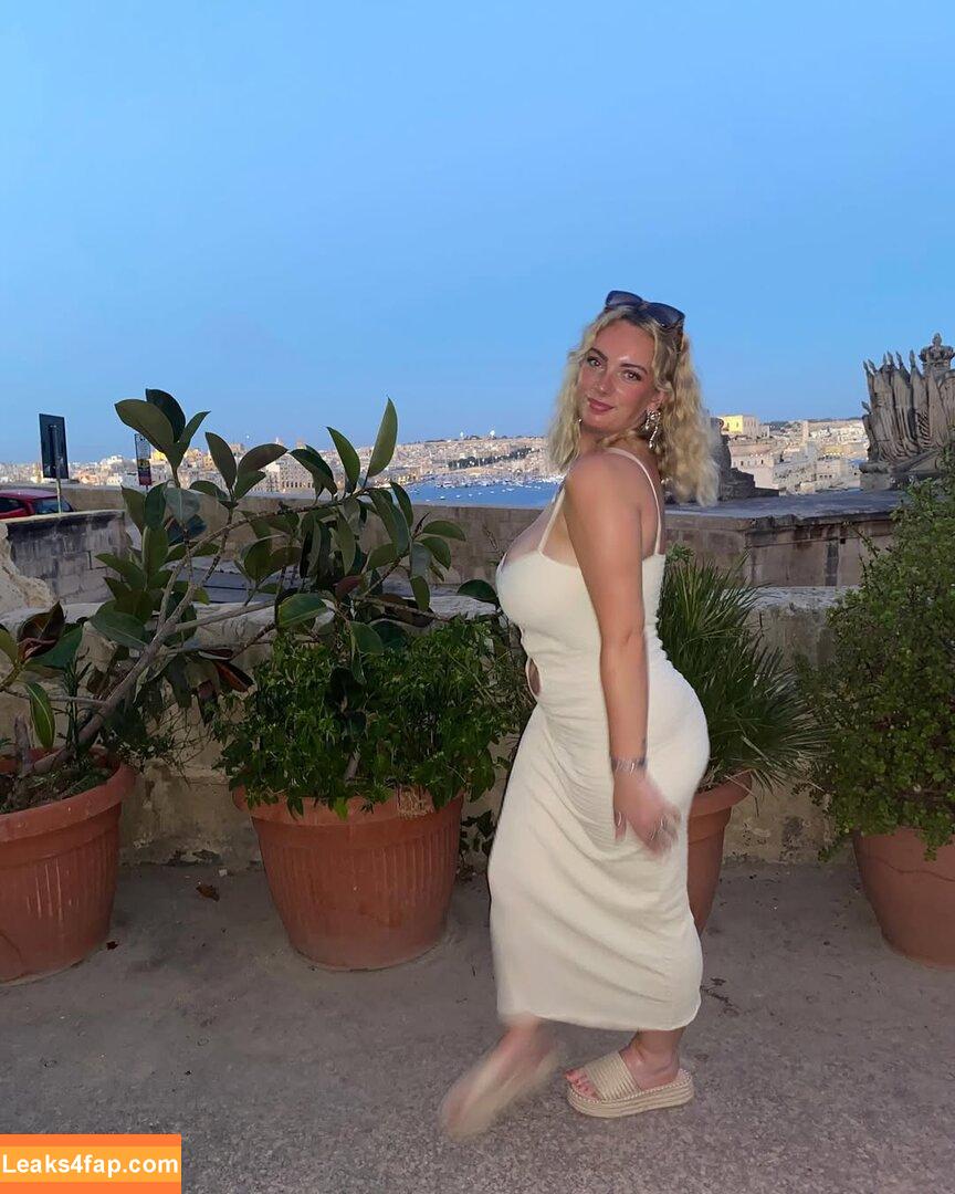 Beth.christie leaked photo photo #0004