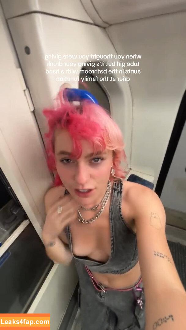 Beth McCarthy / bethmaymccarthy leaked photo photo #0023