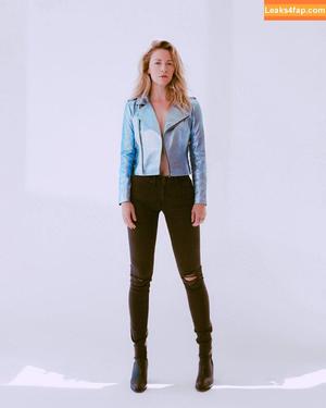 Beth Riesgraf photo #0005
