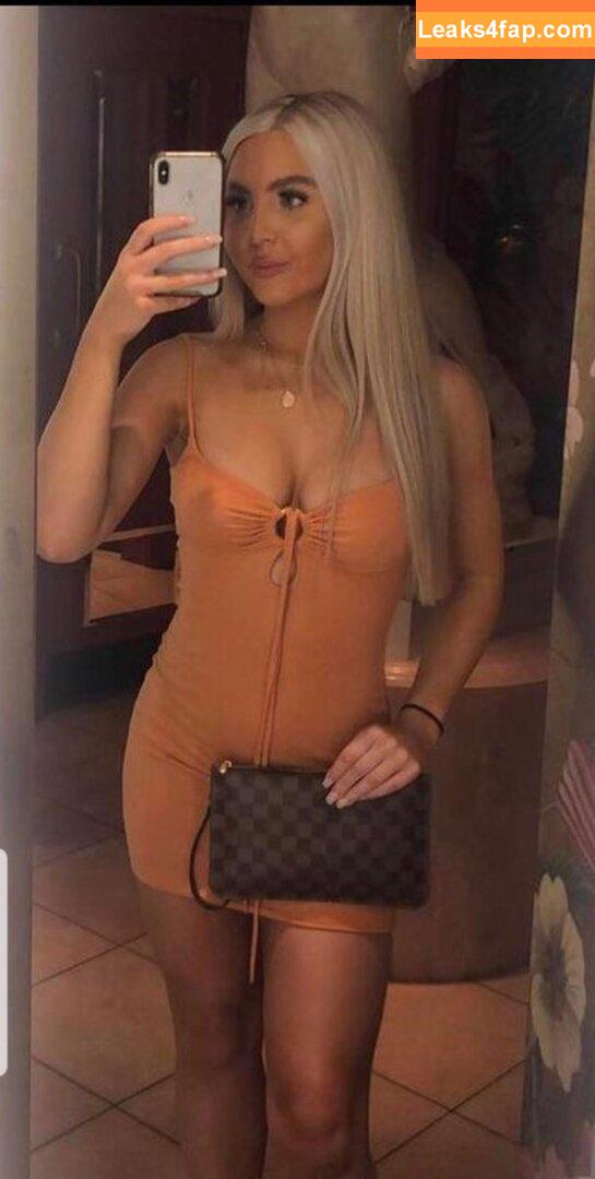Beth Tucker / betht.fit leaked photo photo #0074